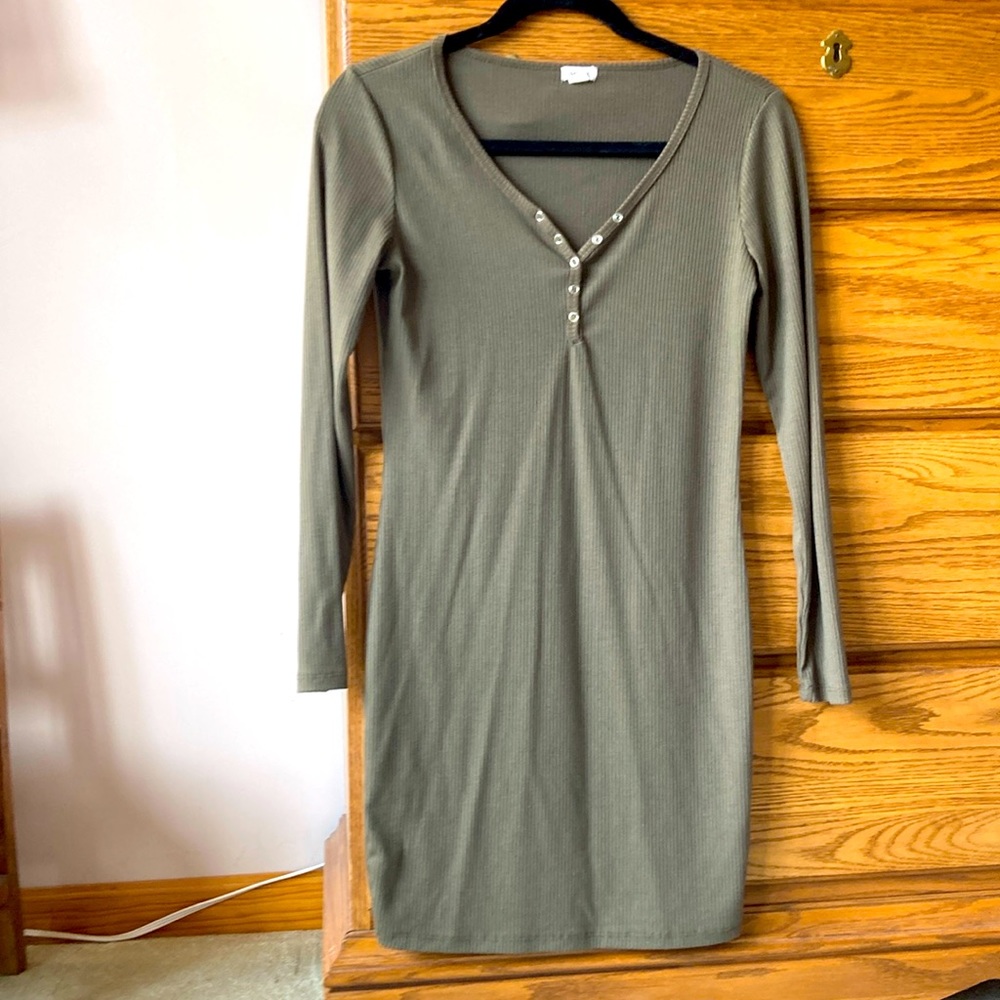 Women dress